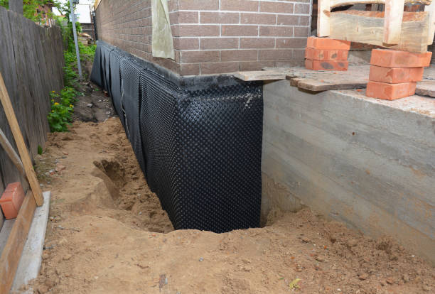 Happy homeowners after waterproofing job in Lincolnwood